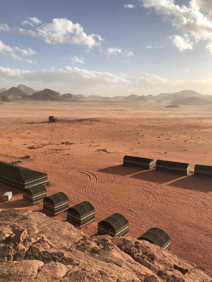 Wadi Rum Sands Camp Bagian luar foto