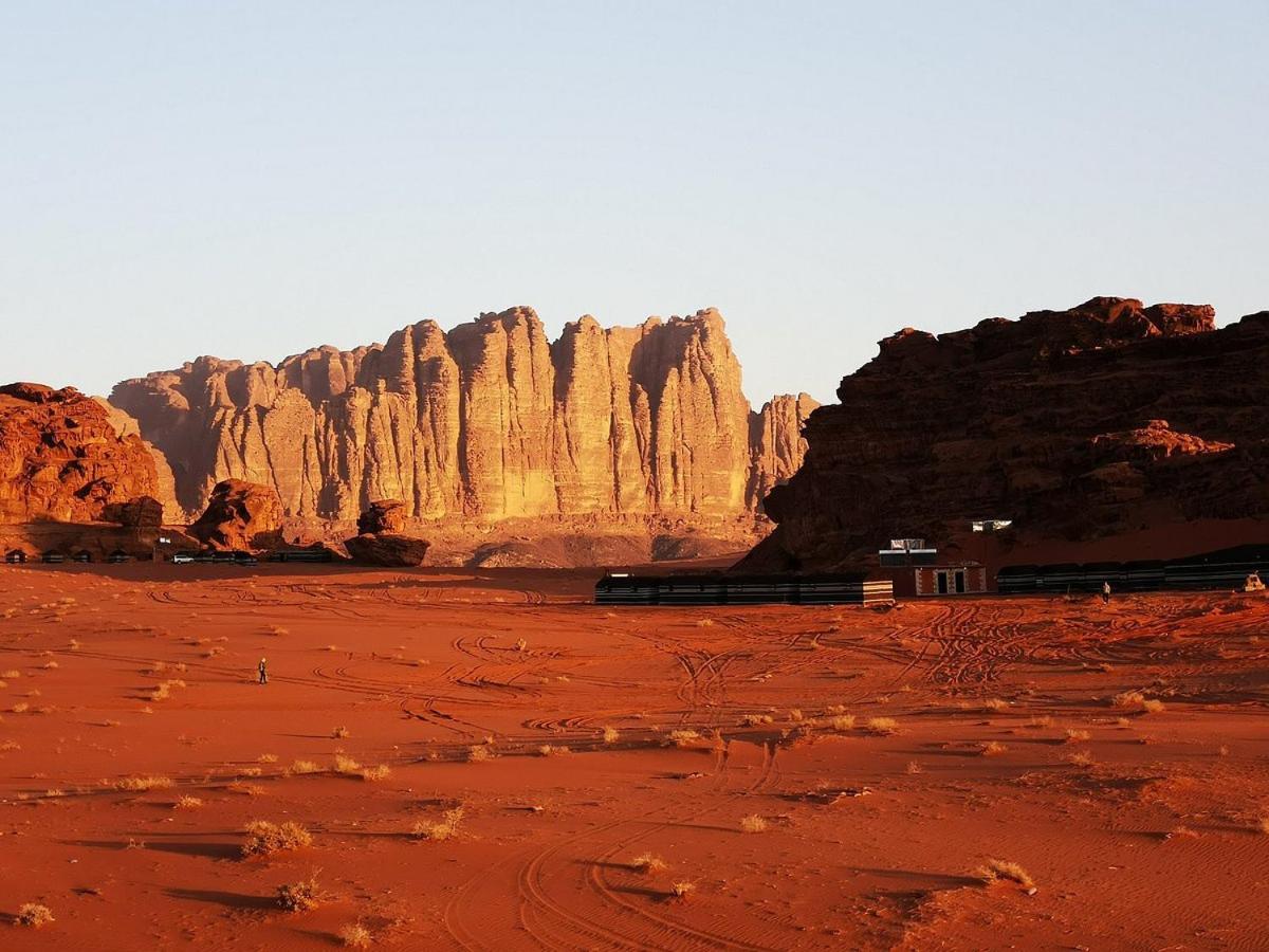 Wadi Rum Sands Camp Bagian luar foto