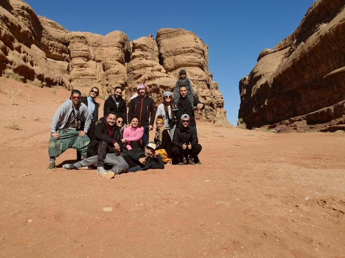 Wadi Rum Sands Camp Bagian luar foto